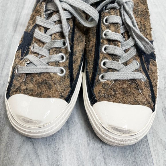 Golden Goose V Star Leopard Suede Sneakers - Picture 6 of 8